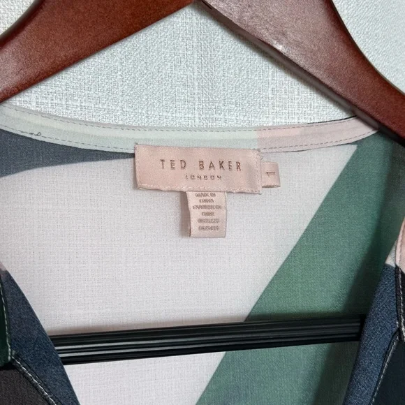 Ted Baker London Sheer Geometric Waterfall Blouse Designer Pink Green Size 1 - Picture 3 of 8